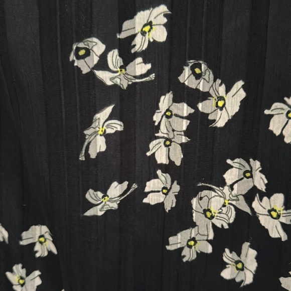 Banana Republic Navy Stripe Floral Blouse - Picture 3 of 5